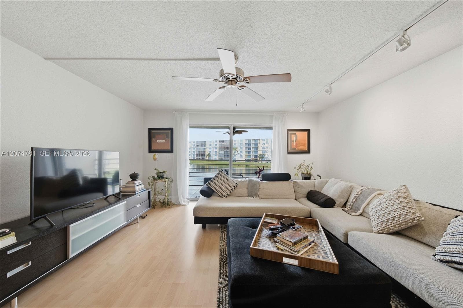441 SE 3rd St # 207, Dania Beach, FL 33004
