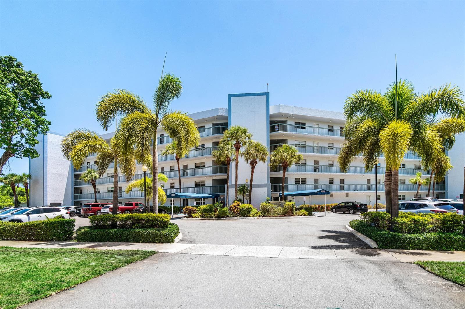 6500 NW 2ND Avenue # 513, Boca Raton, FL 33487