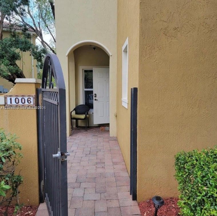 2851 W Prospect Rd # 1006, Tamarac, FL 33309