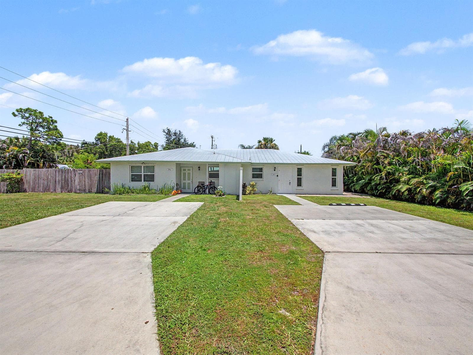 3961 SE DIXIE ROSS Street, Stuart, FL 34997
