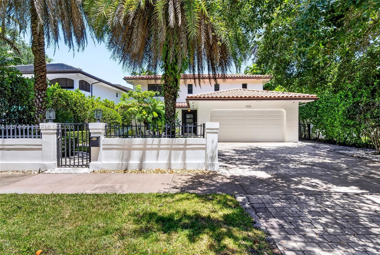 1043 Alfonso Ave, Coral Gables, FL 33146