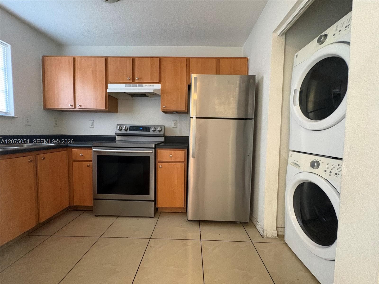 2064 NE 167th St # 3-157, North Miami Beach, FL 33162