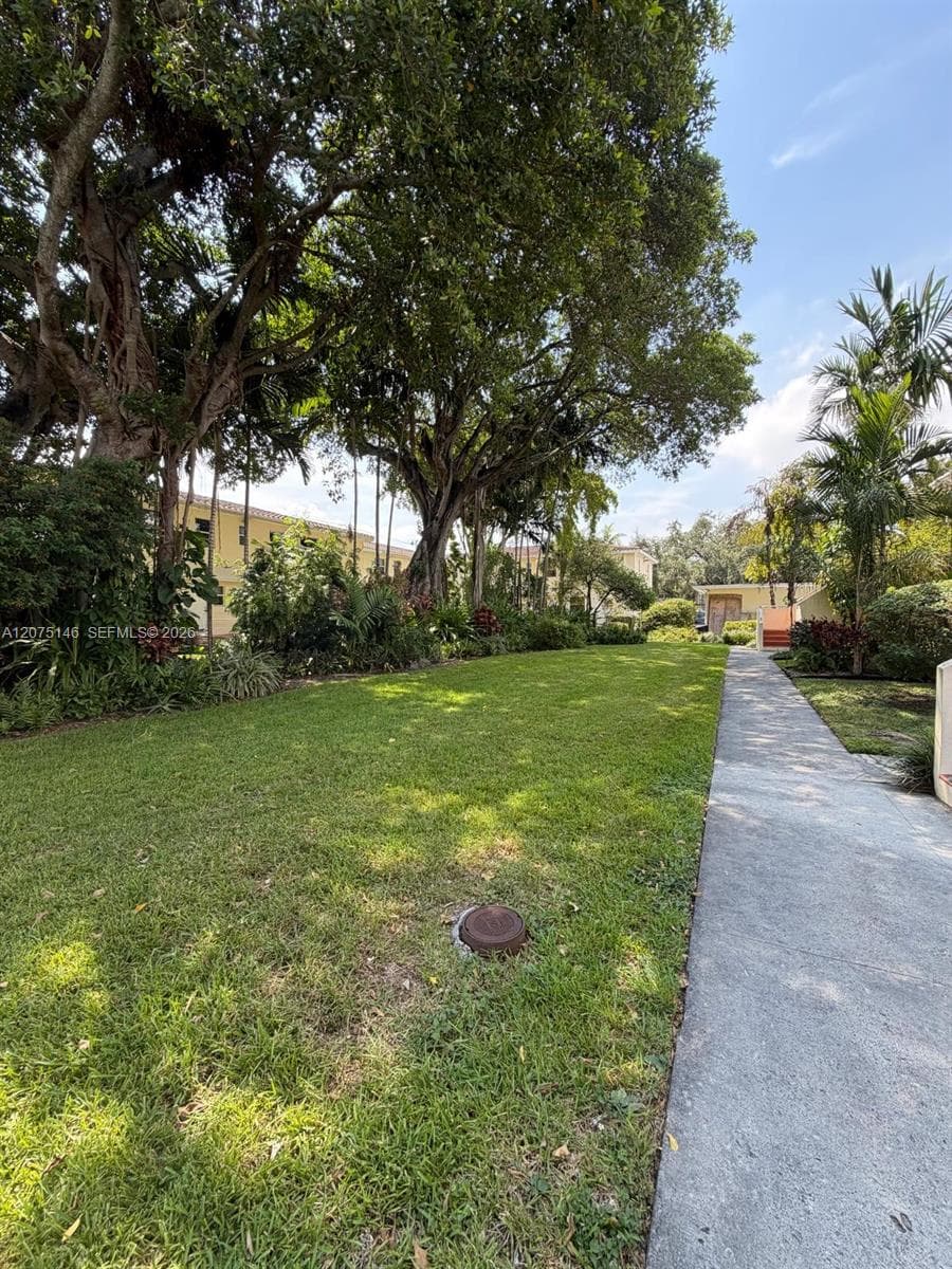 736 NE 92nd St # 2K, Miami Shores, FL 33138