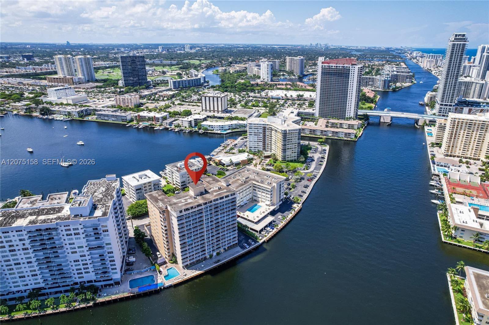 121 Golden Isles Dr # 907, Hallandale Beach, FL 33009