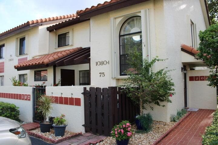 10804 BAHAMA PALM Way # 102, Boynton Beach, FL 33437