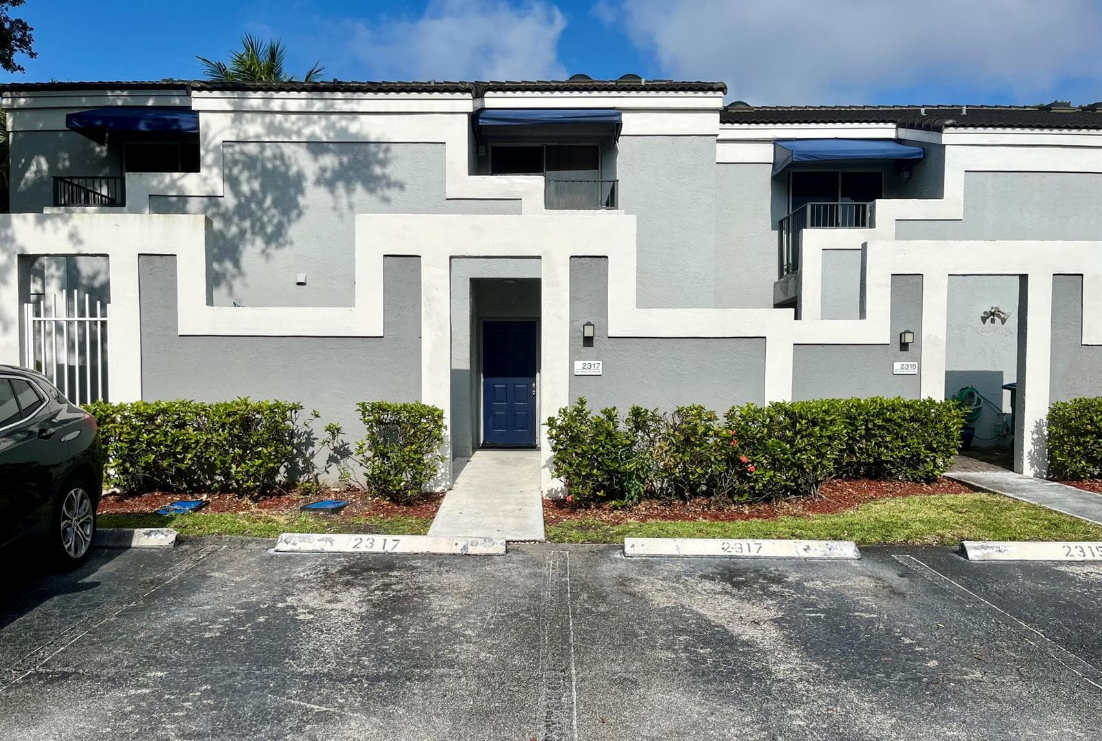 2317 SW 82nd Terrace, North Lauderdale, FL 33068