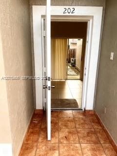 7231 NW 174 ter # 202, Hialeah, FL 33015