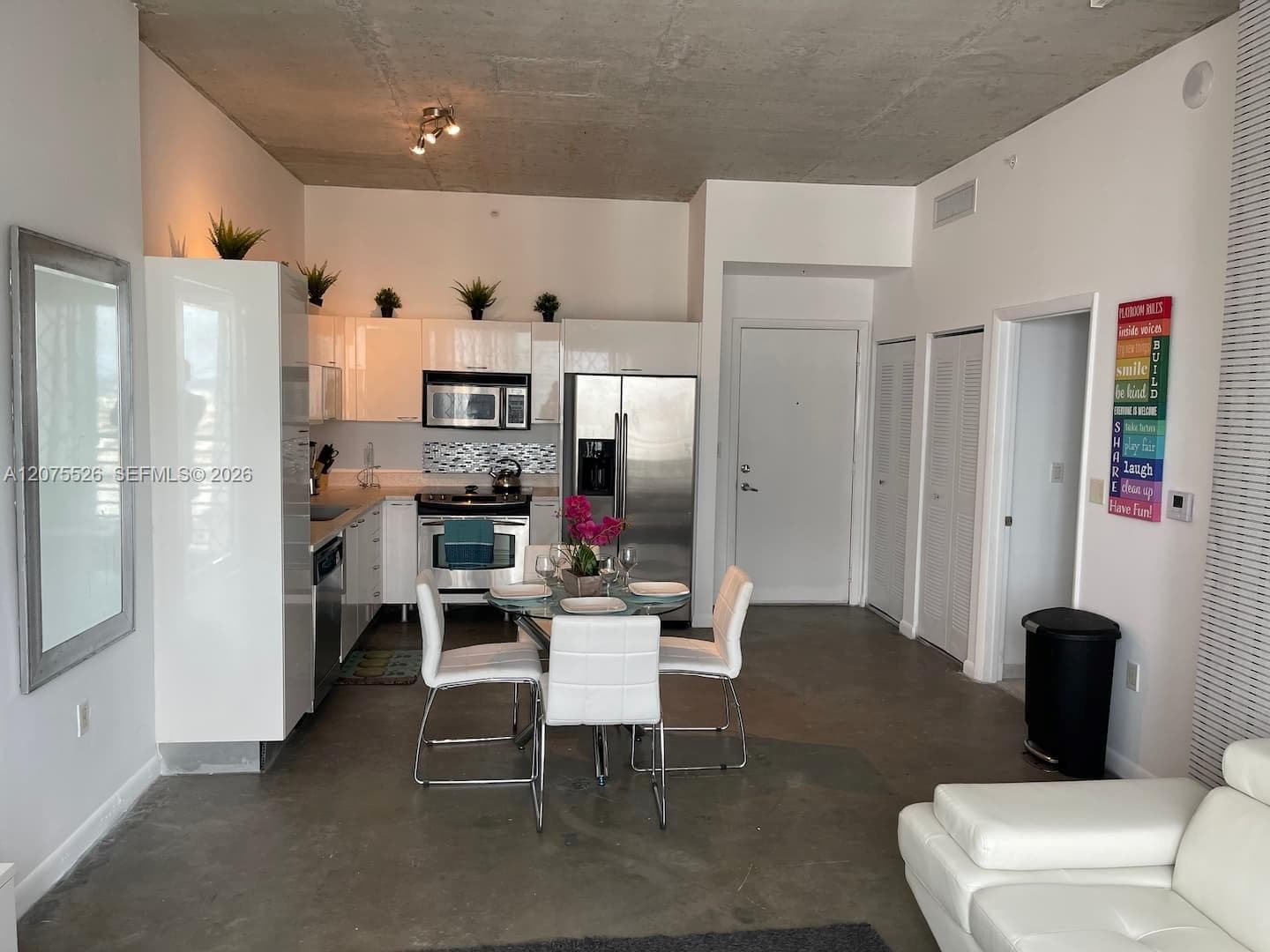 133 NE 2nd Ave # 3405, Miami, FL 33132