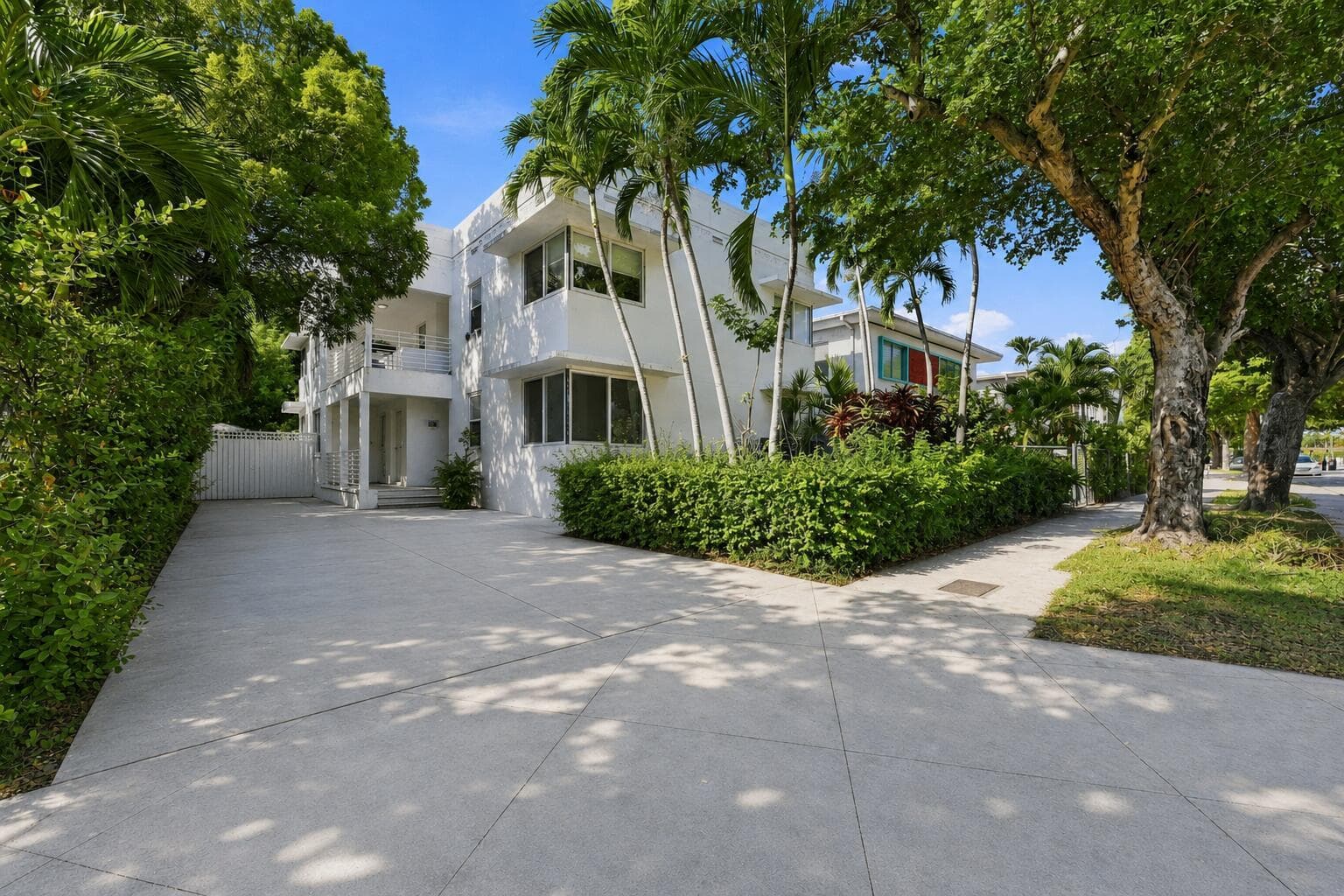 1170 71ST Street, Miami Beach, FL 33141