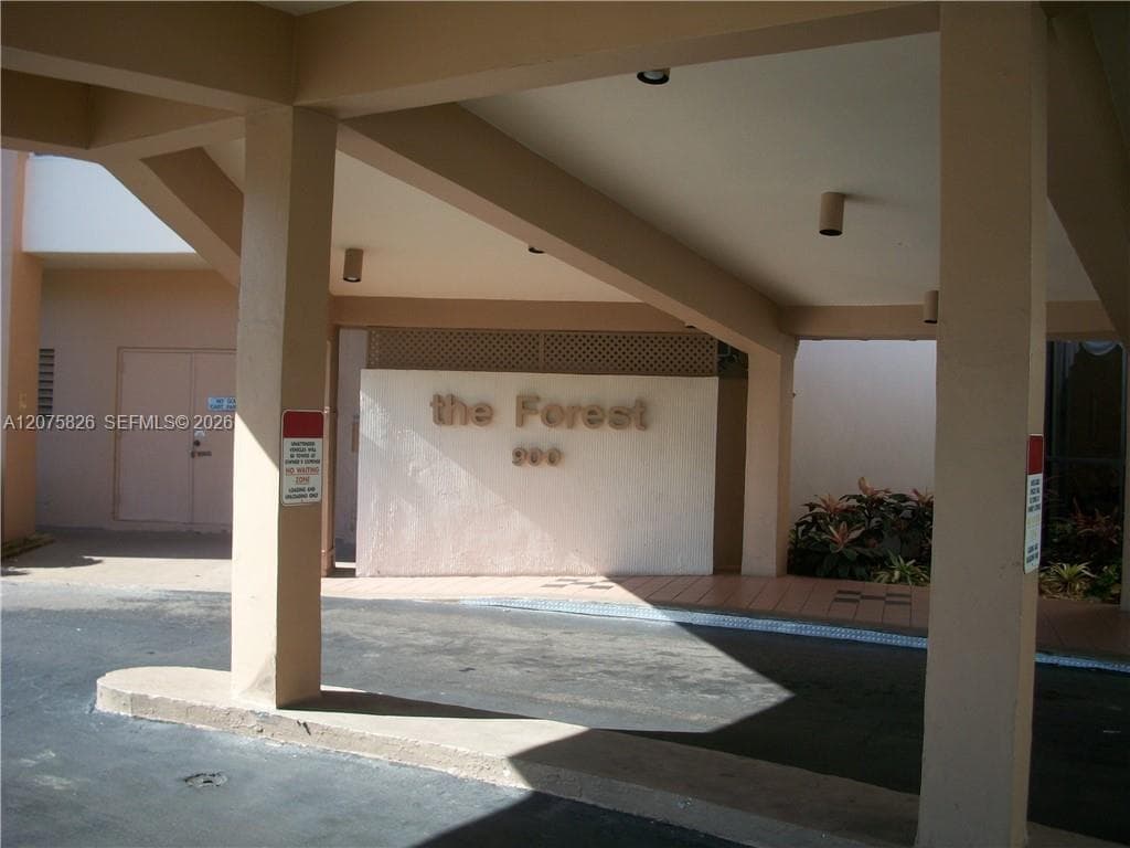 900 St Charles Pl # PH5, Pembroke Pines, FL 33026