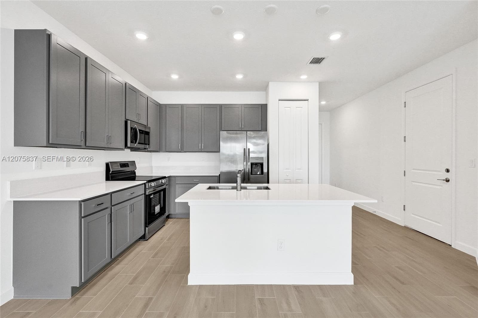 3616 Spanish Cedar Pl, Fort Pierce, FL 34946