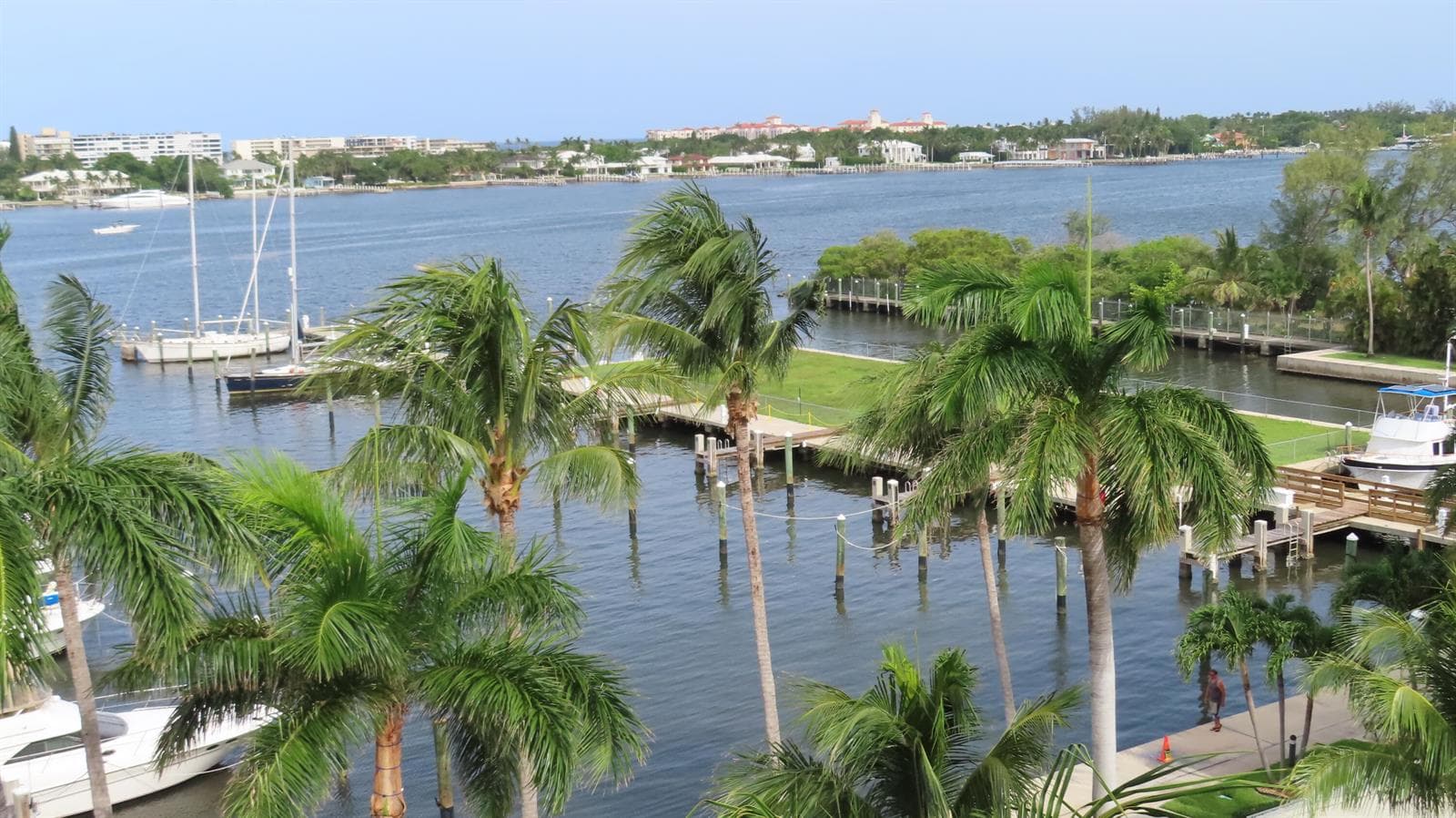 806 E WINDWARD Way # 604, Lantana, FL 33462