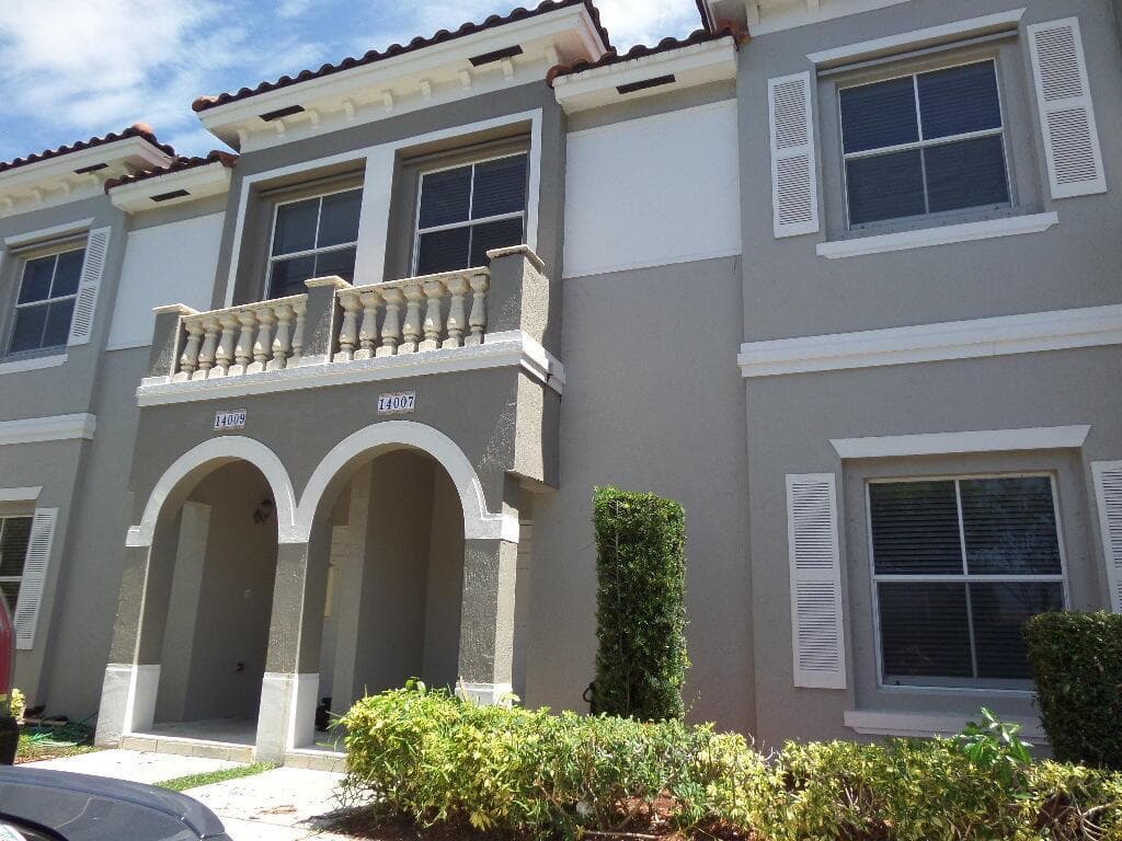 14007 SW 49TH Street # 8, Miramar, FL 33027