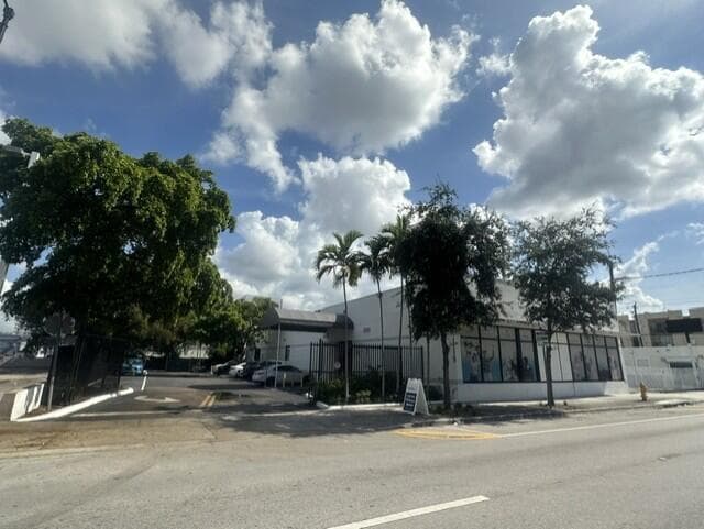 1119 SW 1st Street, Miami, FL 33130