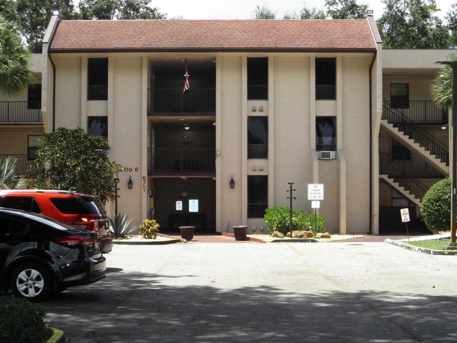 6751 N University Drive # 312, Tamarac, FL 33321