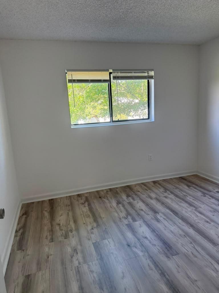 300 PALM Circle W # 204, Pembroke Pines, FL 33025