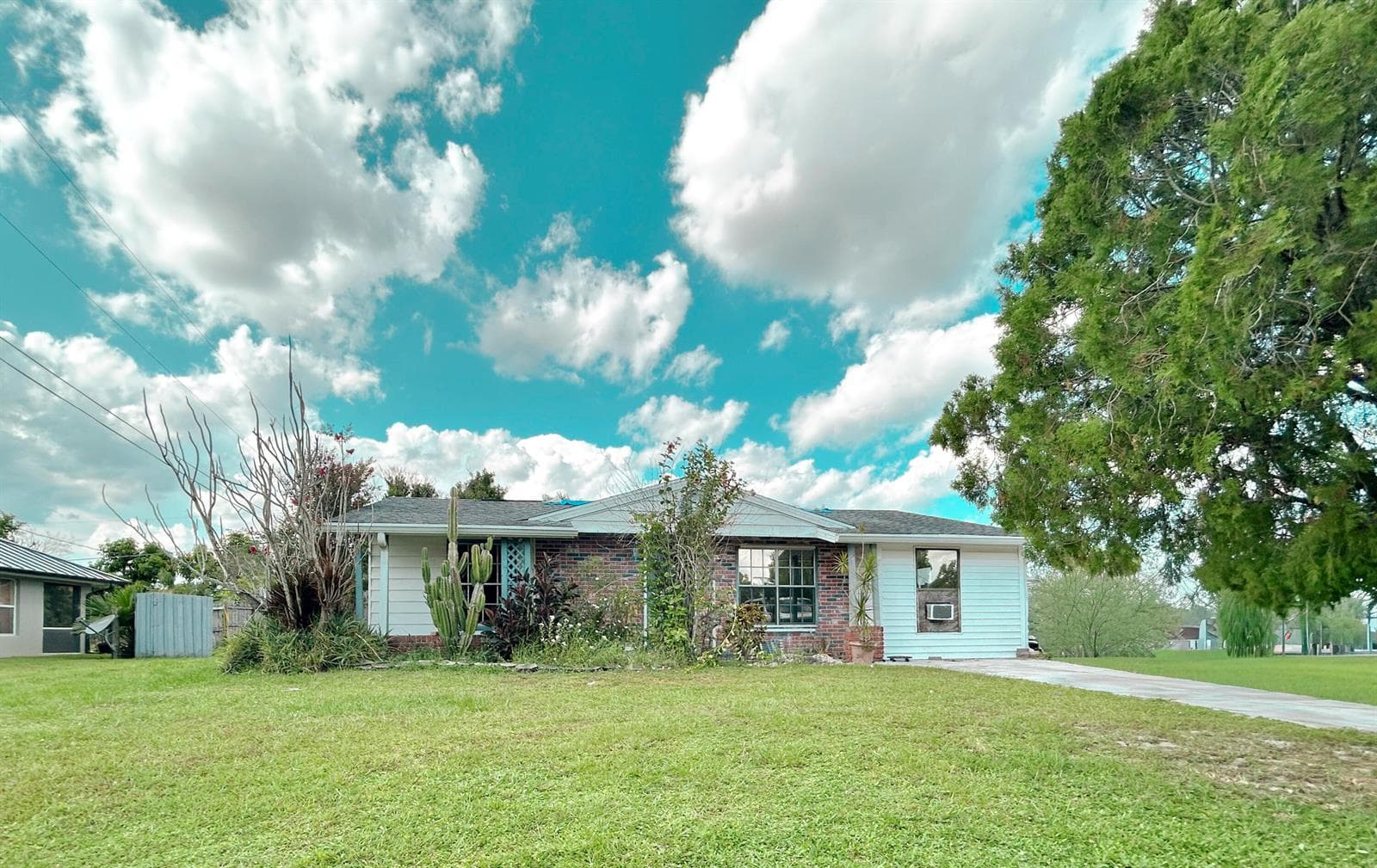 201 NW Floresta Drive, Port St. Lucie, FL 34983
