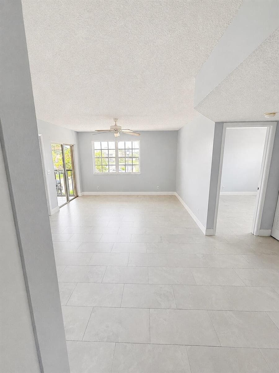 1560 SE ROYAL GREEN Circle # 201, Port St. Lucie, FL 34952