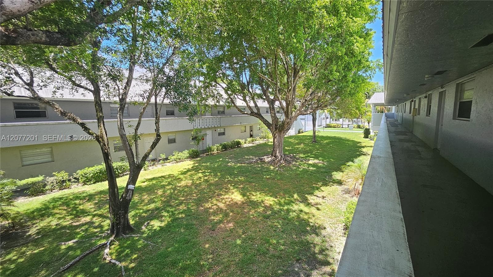 17255 SW 95th Ave # 211, Palmetto Bay, FL 33157
