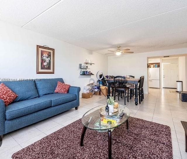 6135 NW 186th St # 205, Hialeah, FL 33015