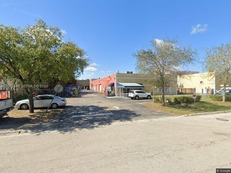 13690 SW 142nd Ave # 33, Miami, FL 33186