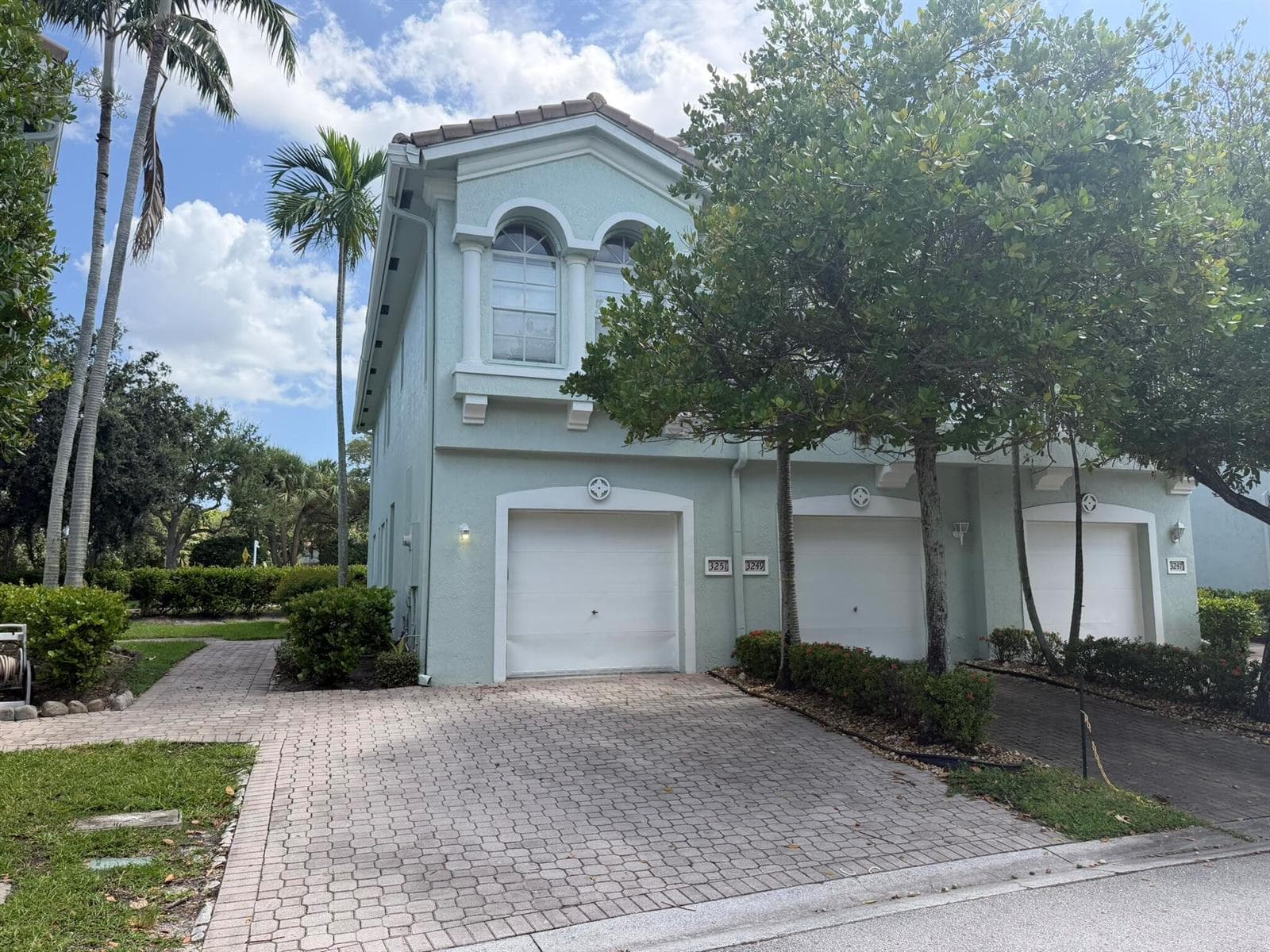 3251 LAUREL RIDGE Circle, Riviera Beach, FL 33404
