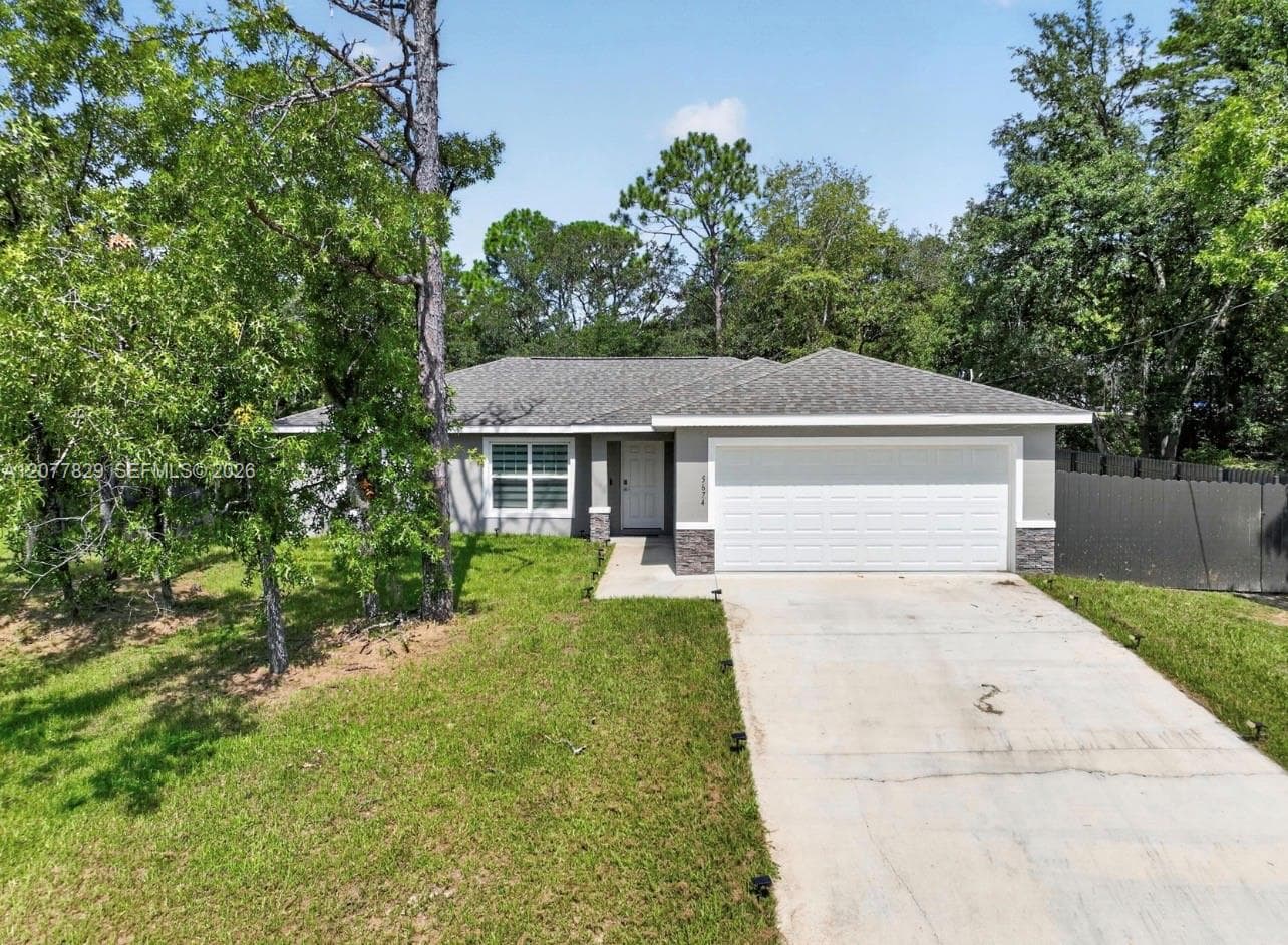 5674 N Claremont Drive, Citrus Springs, FL 34434
