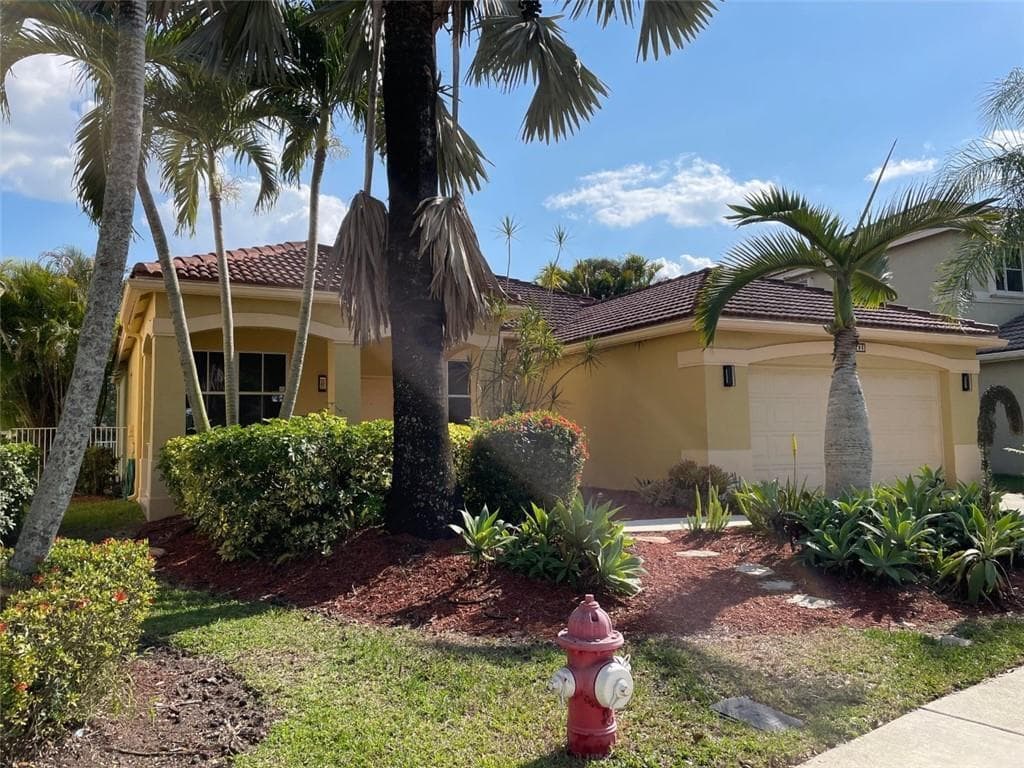 4293 LAUREL RIDGE Circle # 4293, Weston, FL 33331