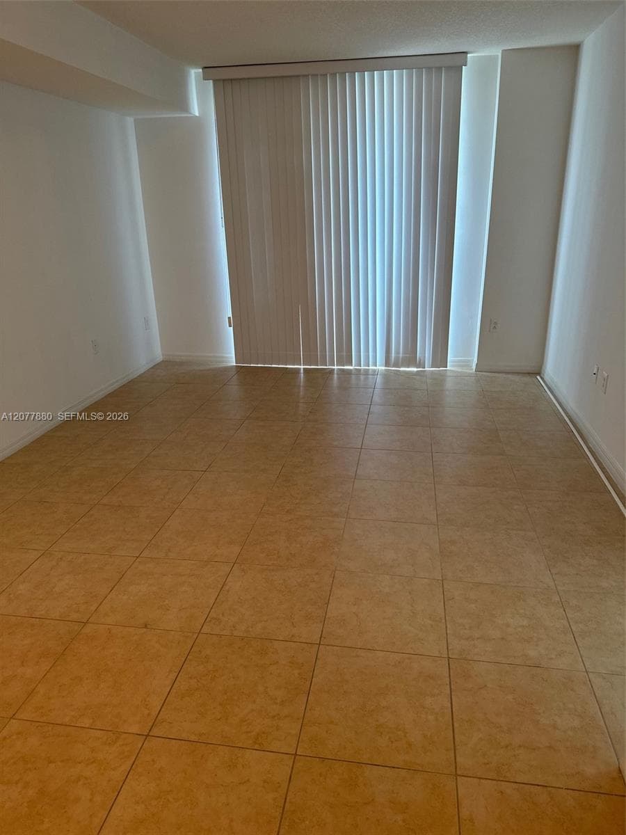 215 SW 42nd Ave # PH11, Miami, FL 33134