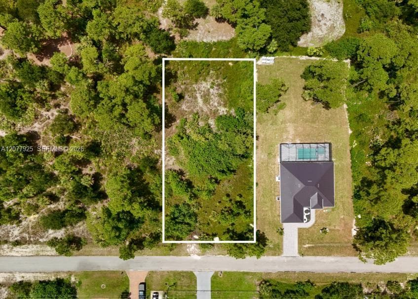 811 Edison Ave, Lehigh Acres, FL 33972