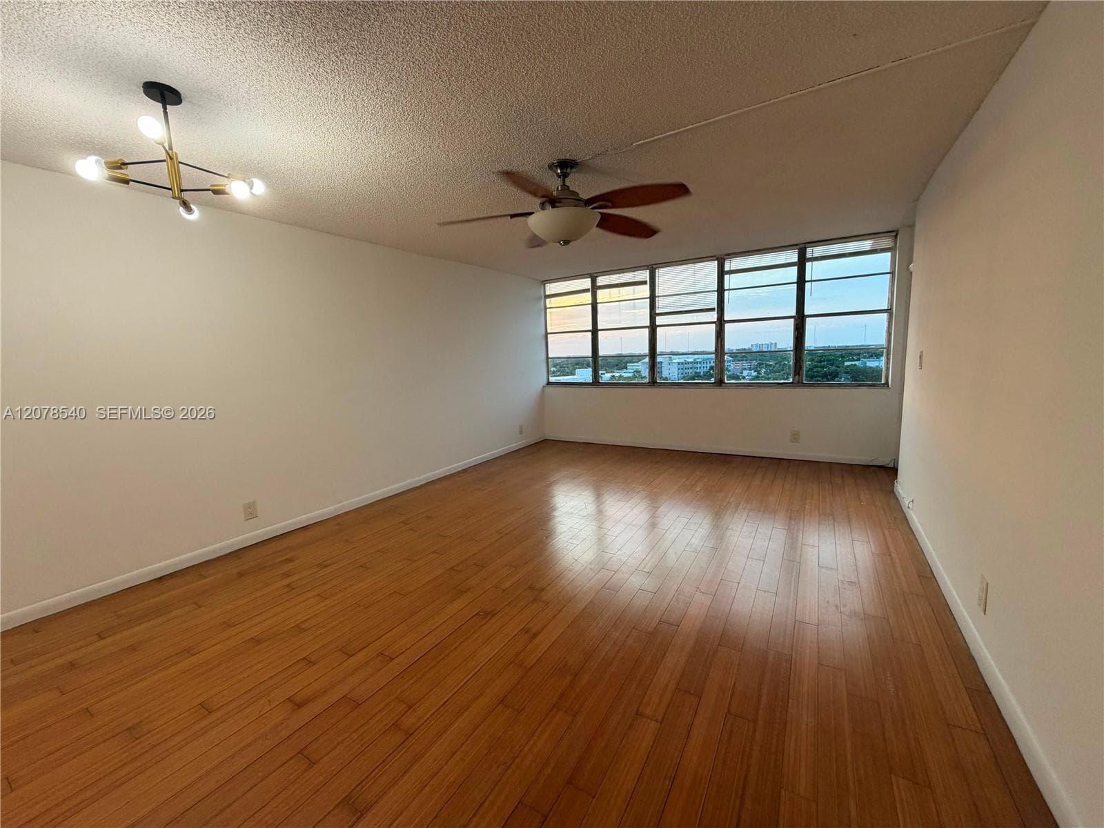 2025 NE 164th St # 1015, North Miami Beach, FL 33162