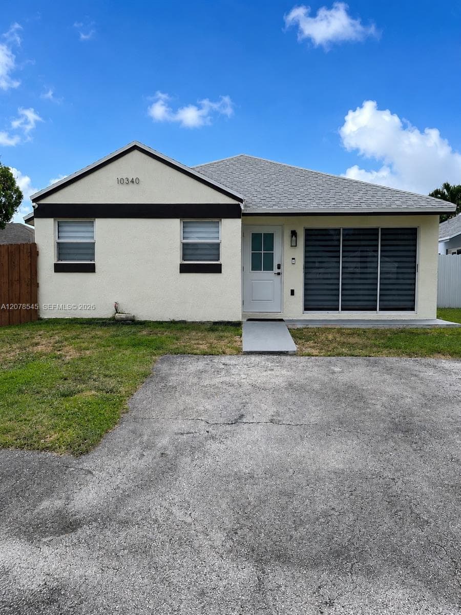 10340 SW 207th St, Cutler Bay, FL 33189