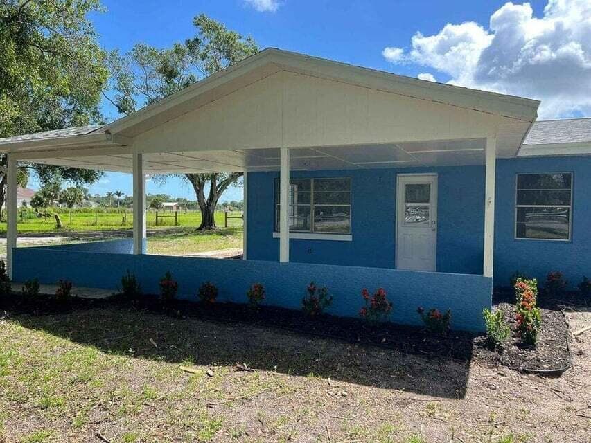 2410 S BROCKSMITH Road, Fort Pierce, FL 34945