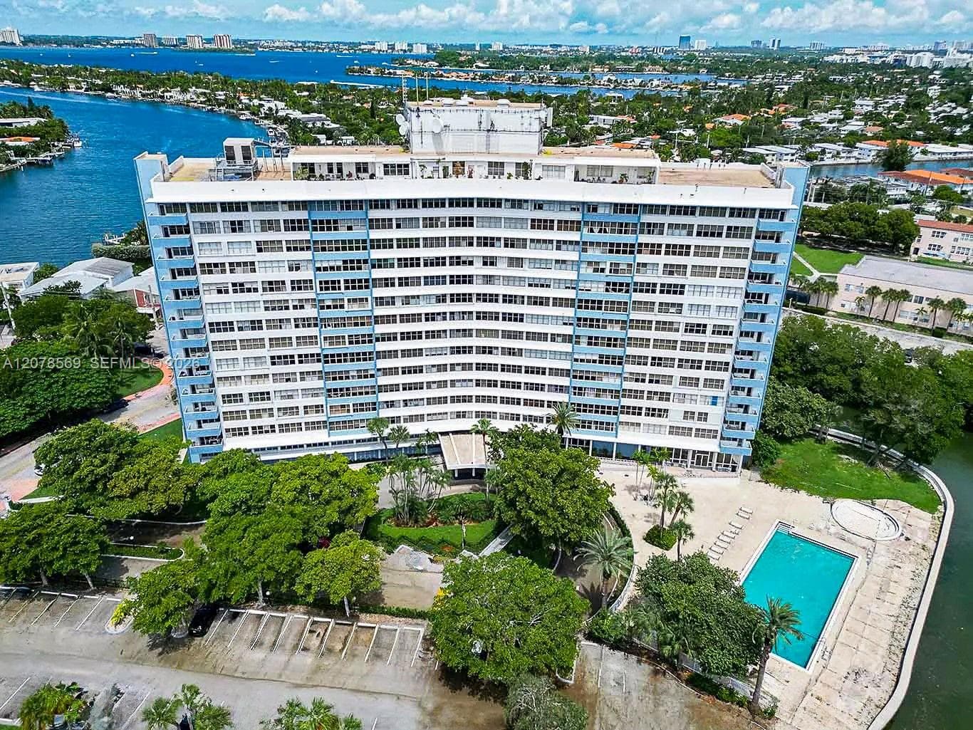 7441 Wayne Ave # 1R, Miami Beach, FL 33141