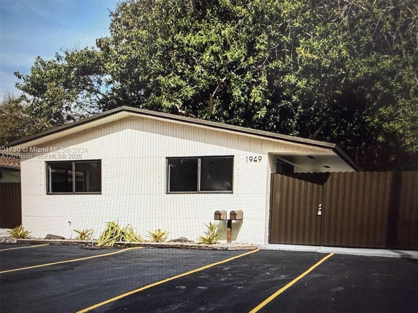 1949 Riverside Dr # 2, Fort Lauderdale, FL 33312