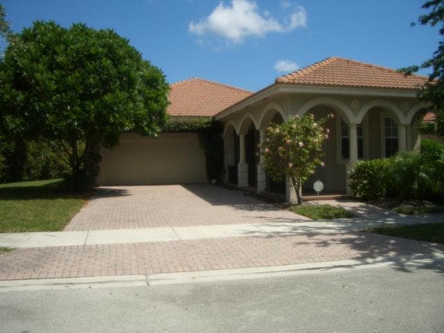 186 VIA CATALUNHA, Jupiter, FL 33458