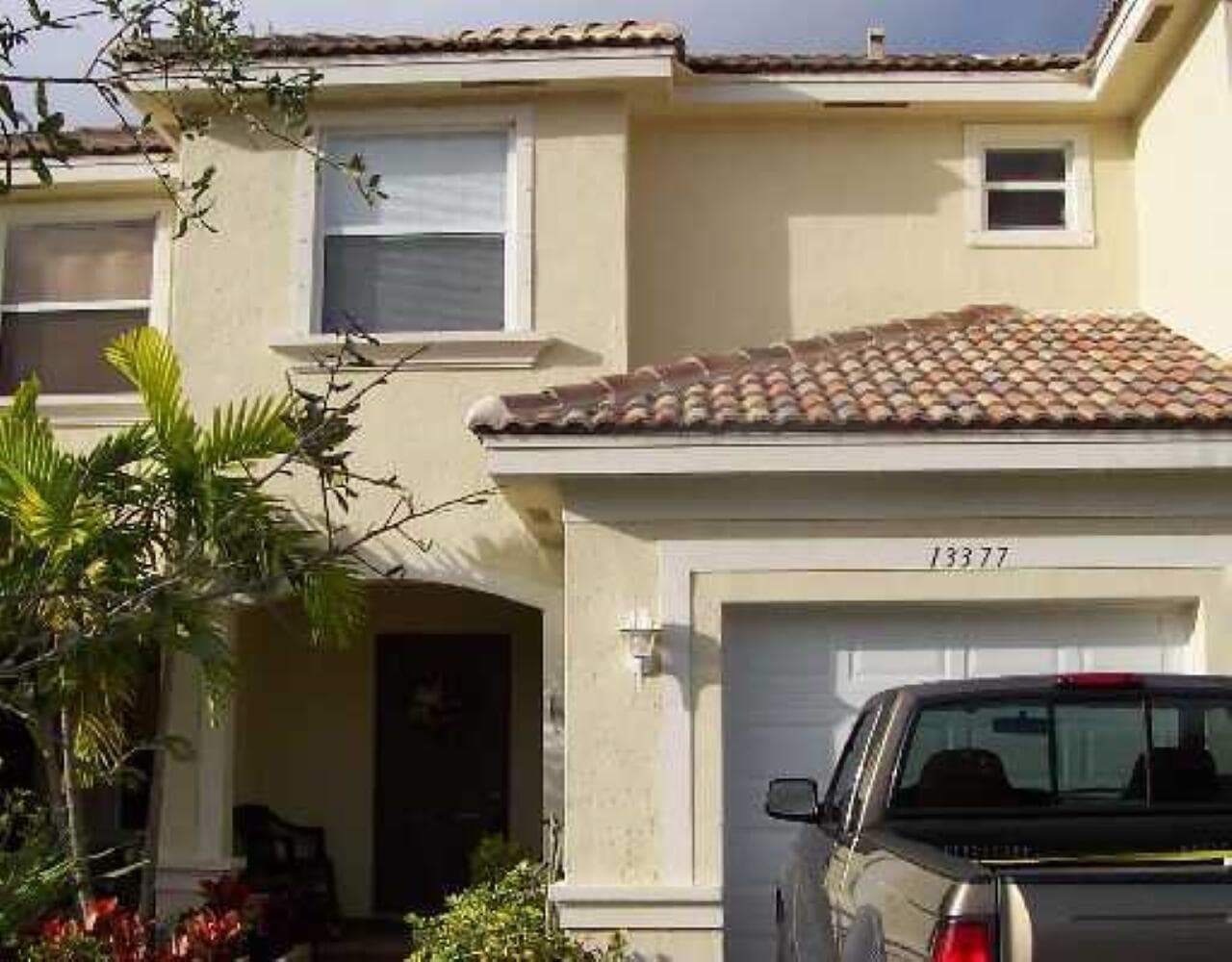 13377 Georgian Court, Wellington, FL 33414