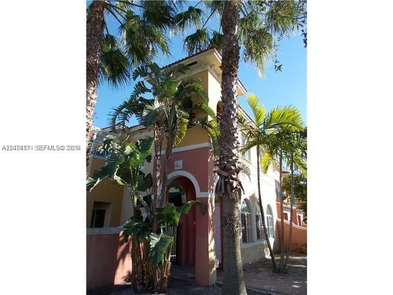 3632 NW 30th Ct # 10F, Lauderdale Lakes, FL 33311