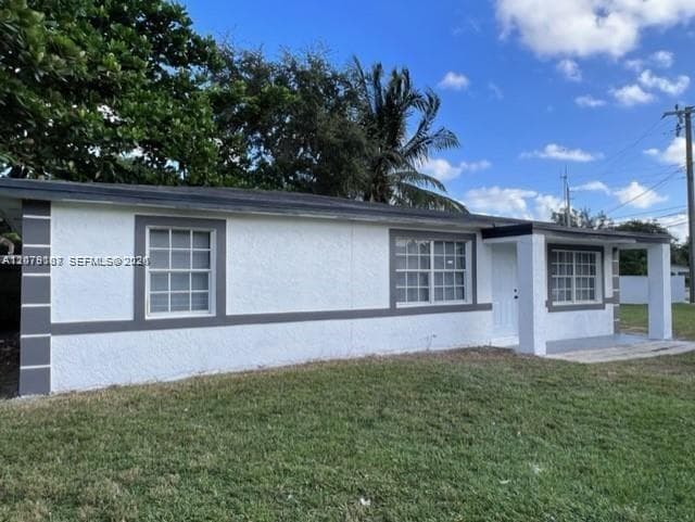 43 Newton Rd, West Park, FL 33023