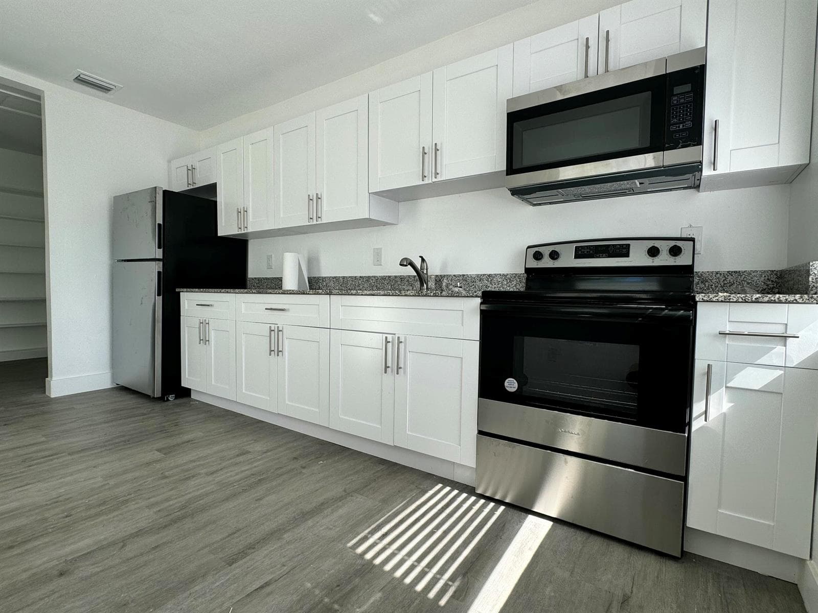 1833 Madison Street, Hollywood, FL 33020