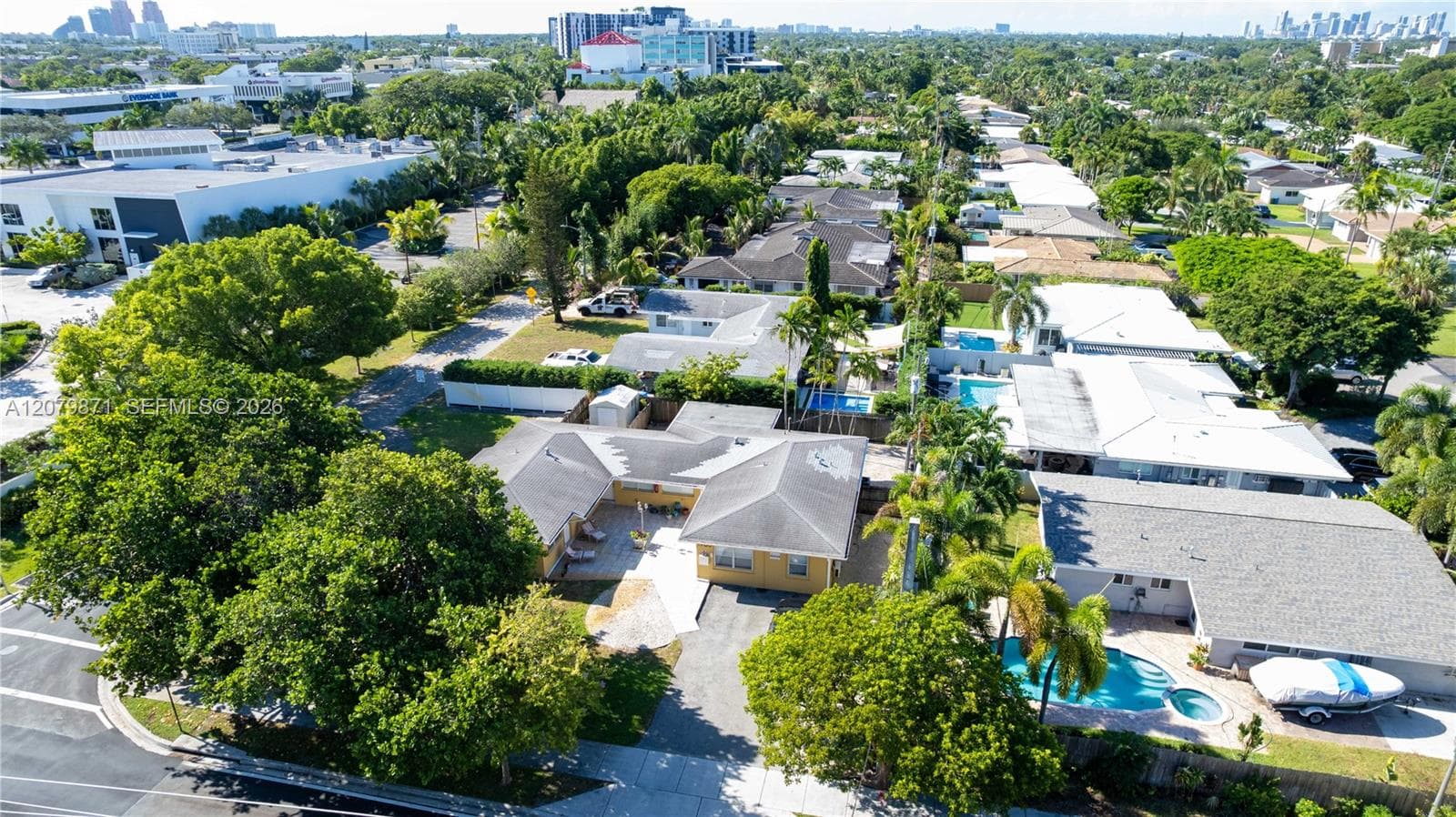 1980 NE 38th St # 3, Oakland Park, FL 33308