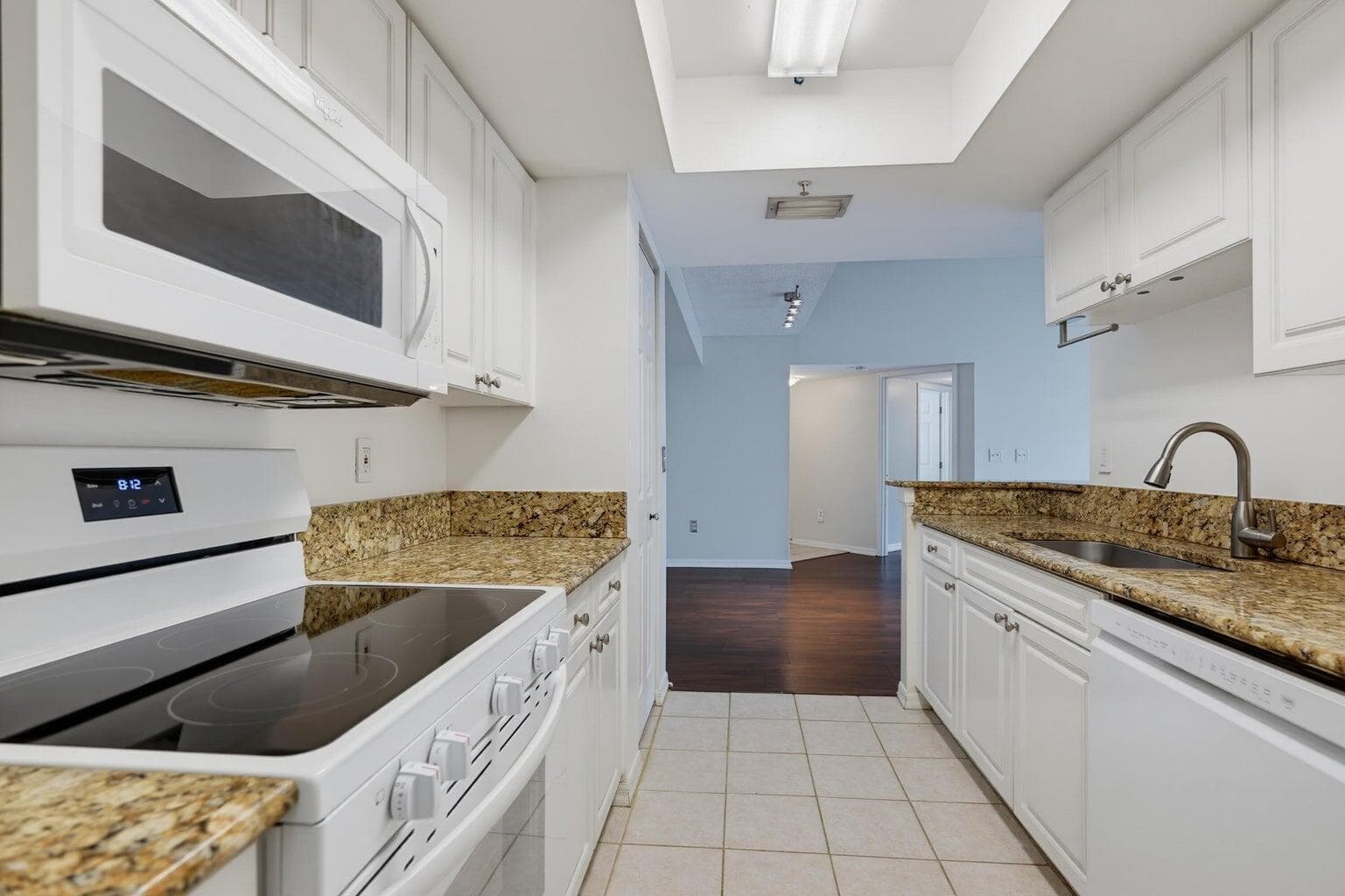 400 CRESTWOOD Court N # 417, Royal Palm Beach, FL 33411