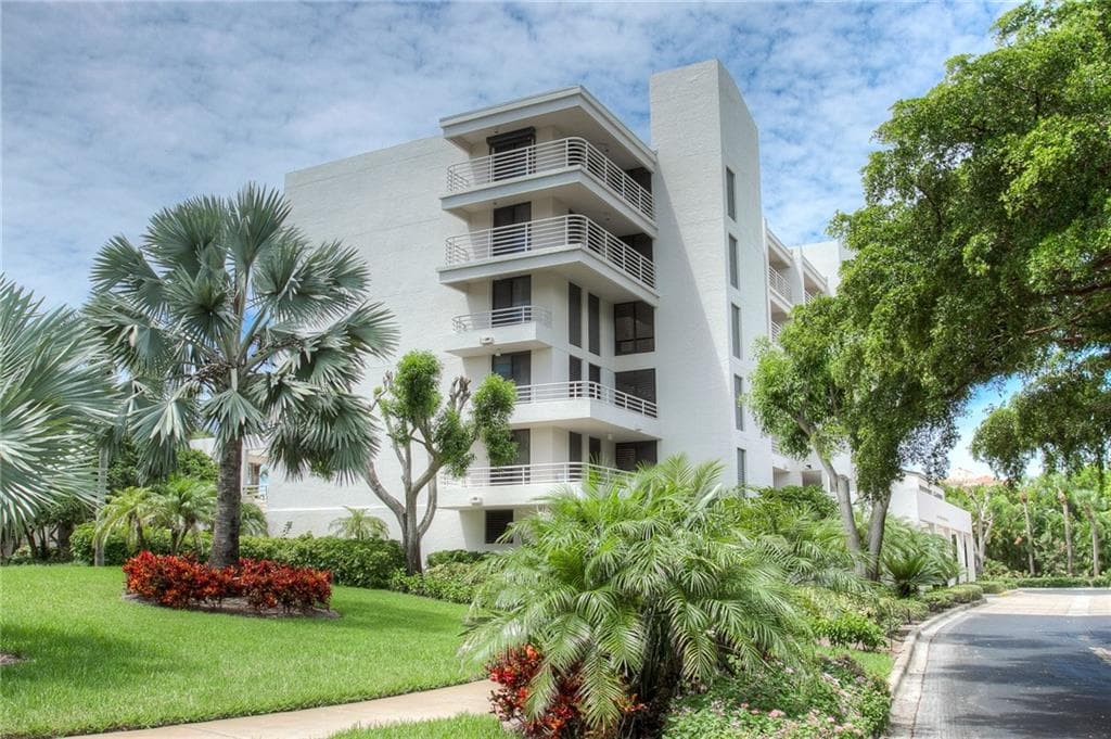 2109 GULF OF MEXICO DRIVE # 1402, LONGBOAT KEY, FL 34228