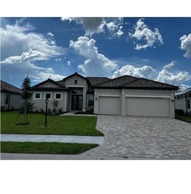 17021 POLO TRAIL, LAKEWOOD RANCH, FL 34211