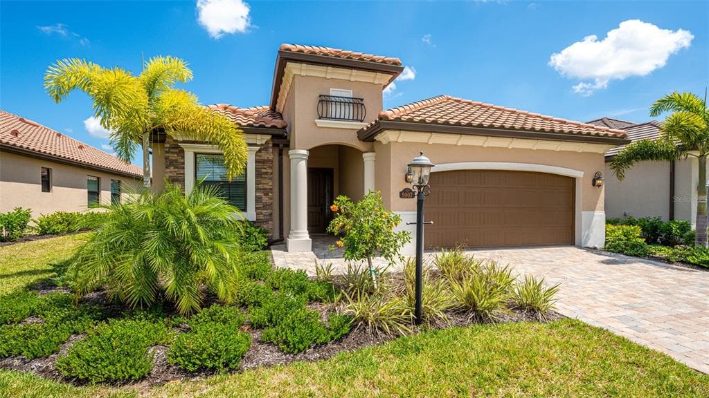 5907 BRANDON RUN, LAKEWOOD RANCH, FL 34211