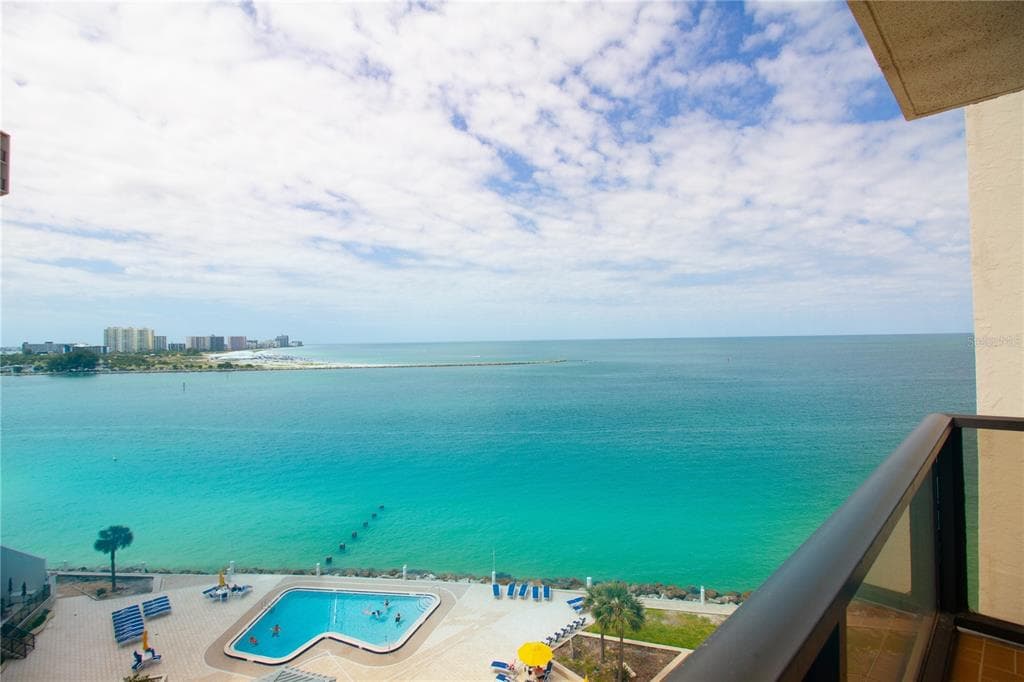 440 S GULFVIEW BOULEVARD # 1002, CLEARWATER BEACH, FL 33767