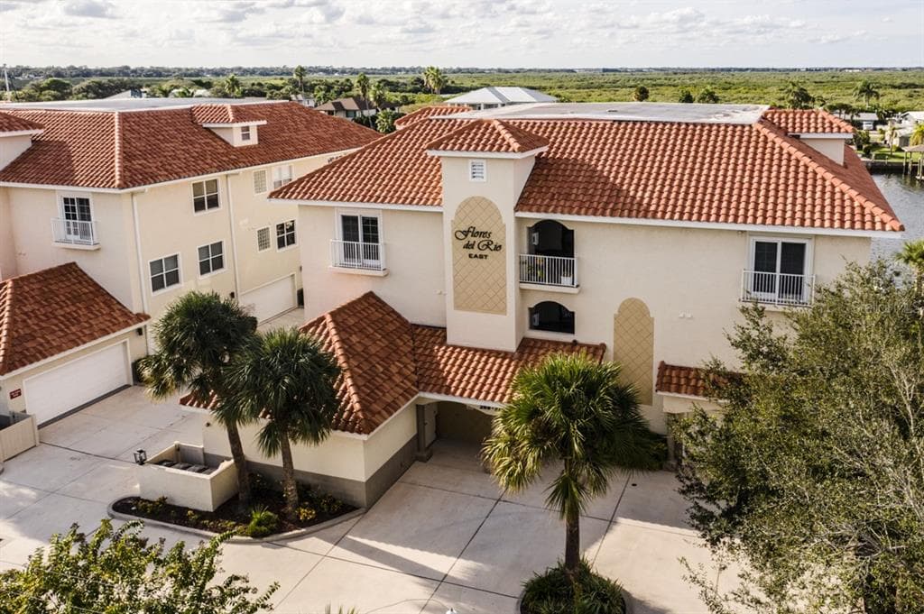 273 MIDDLE WAY # G, NEW SMYRNA BEACH, FL 32169