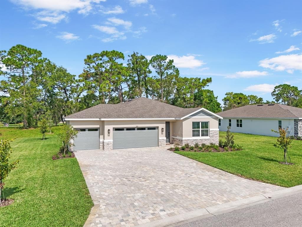 9109 PLAYERS DRIVE, WEEKI WACHEE, FL 34613