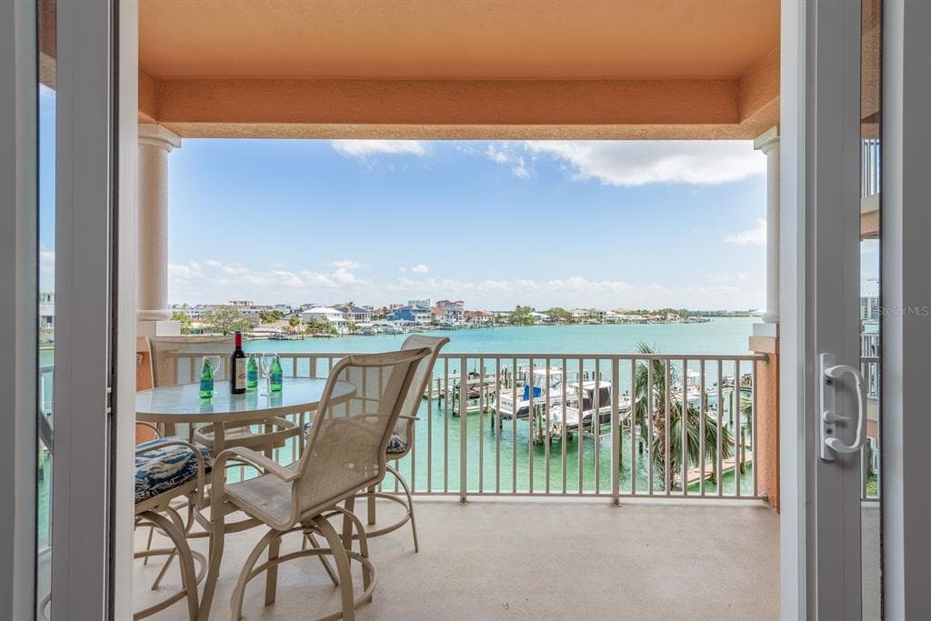 530 S GULFVIEW BOULEVARD # 303, CLEARWATER, FL 33767
