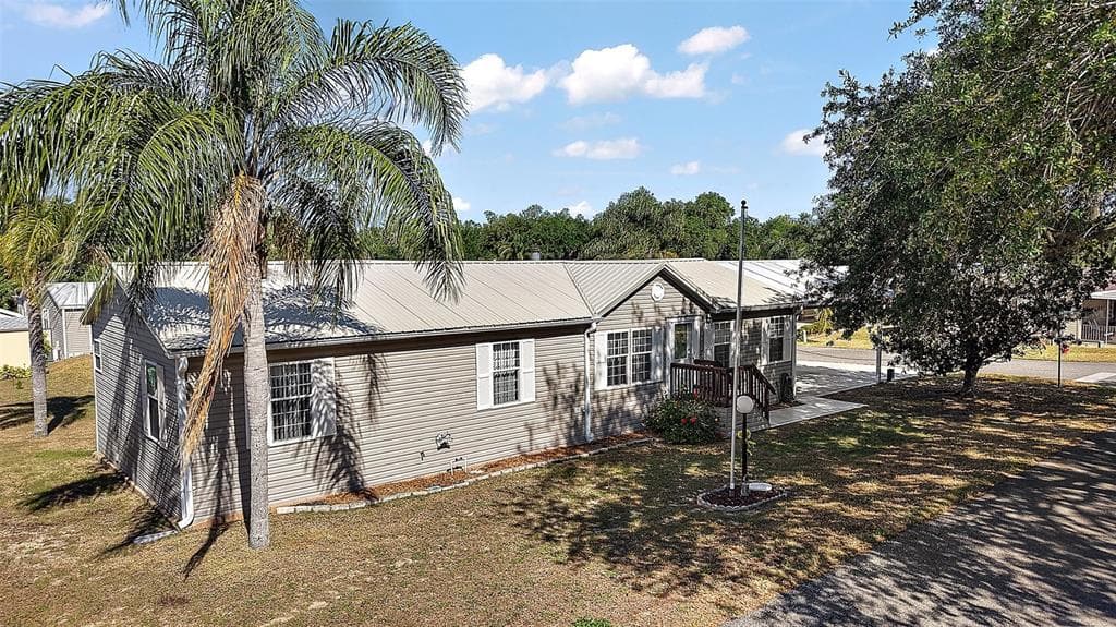 37945 MONTICELLO STREET, LEESBURG, FL 34788
